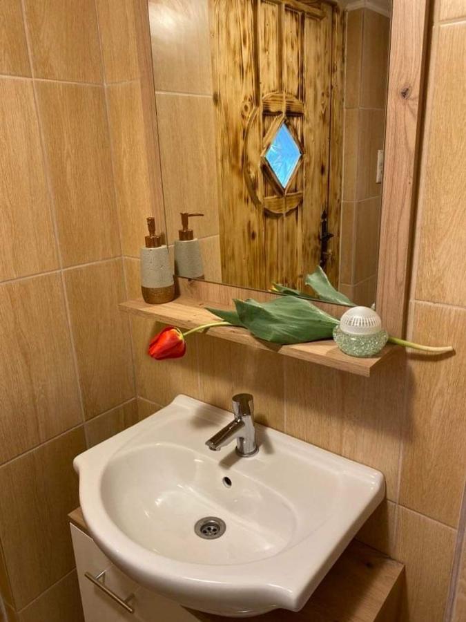 Jurta Debrecen Hotel Bagian luar foto